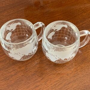 1970s Vintage Nestle Globe Design Mugs